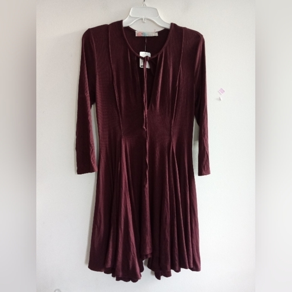 NWT Free People Beach Maroon Purple Jersey Knit Assymetrical Hem Dress sz Small - Picture 2 of 8